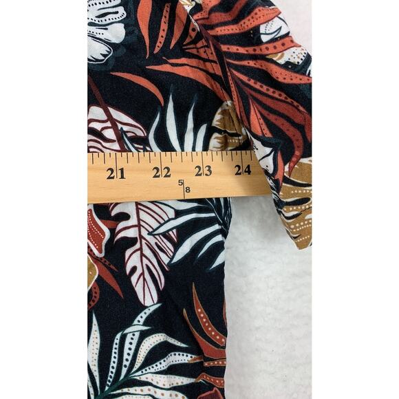 Breezy Men’s Size Large Hawaiian Shirt Short Sleeve Tropical Button Front Casual - Picture 9 of 12